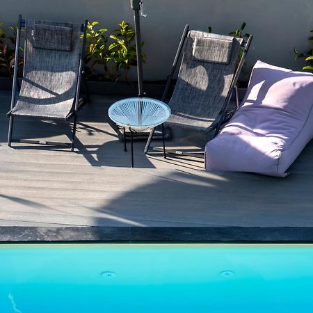 Berries Luxury Apartments Nea Moudania Esterno foto